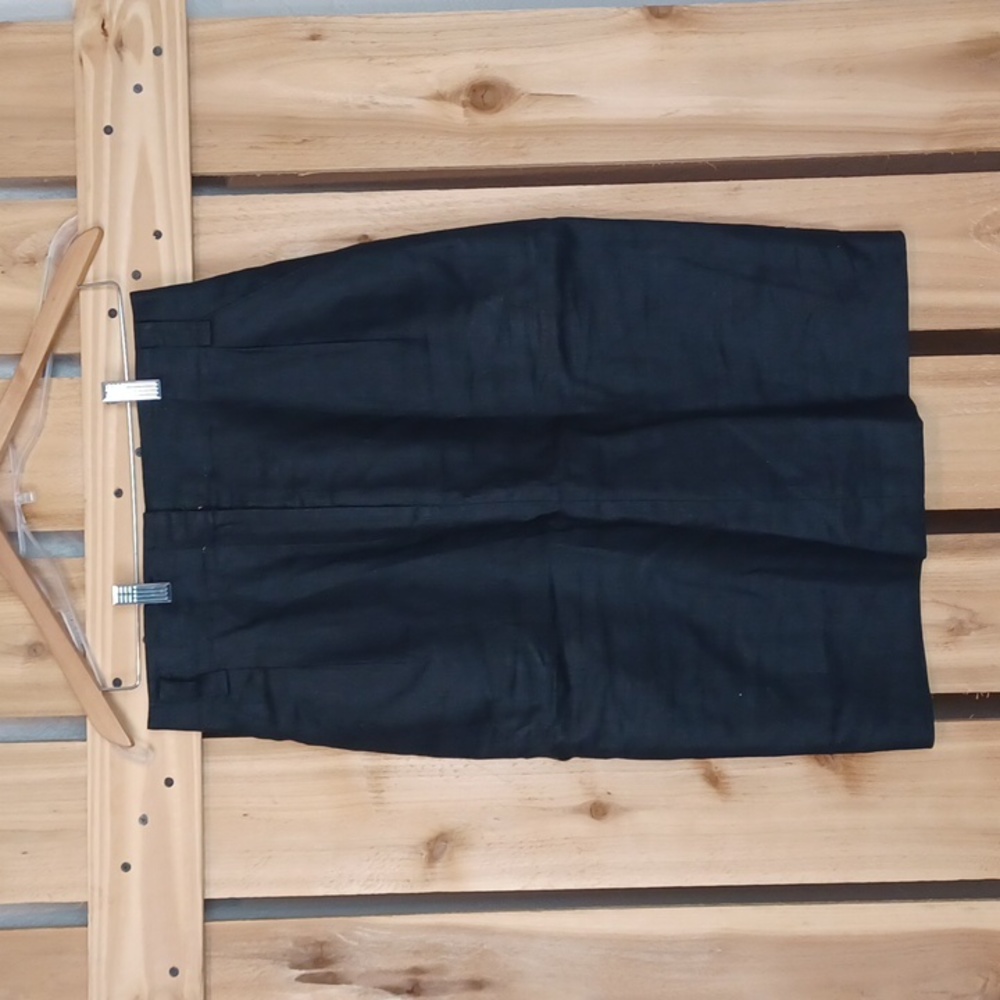 Ellen Tracy Black Linen Skirt